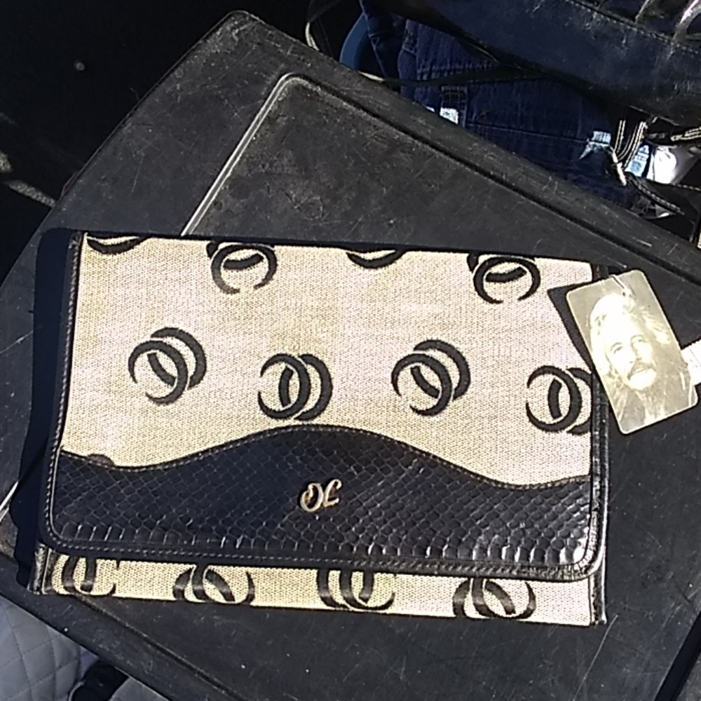 Vintage Oleg Cassini Clutch bag Style 779